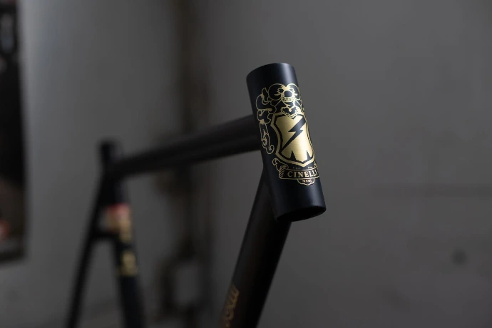 peinture cadre cinelli